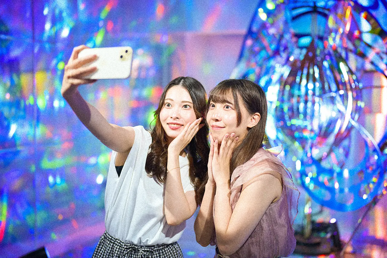 プリズムルーム